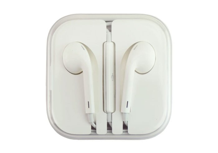 iphone 5 earpods with remote and mic 1